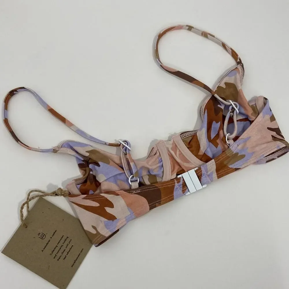New Stone Fox Swim Bikini Top XS‎ Underwire Pastel Petal
